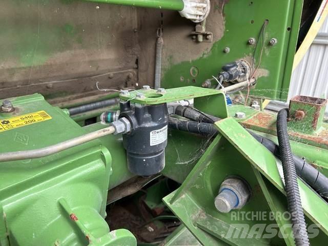 Krone V1500MC Enfardadeira de rolos