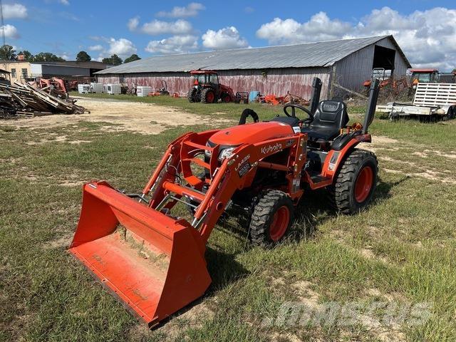 Kubota B2401DT Tractores compactos