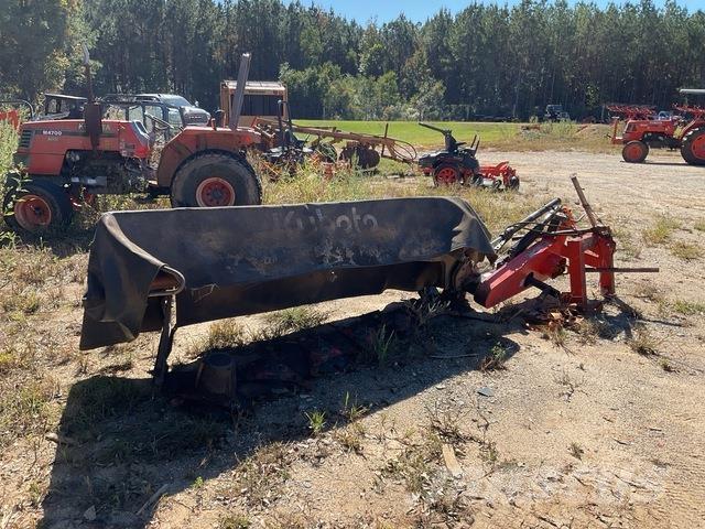 Kubota DM1024 Gadanheiras