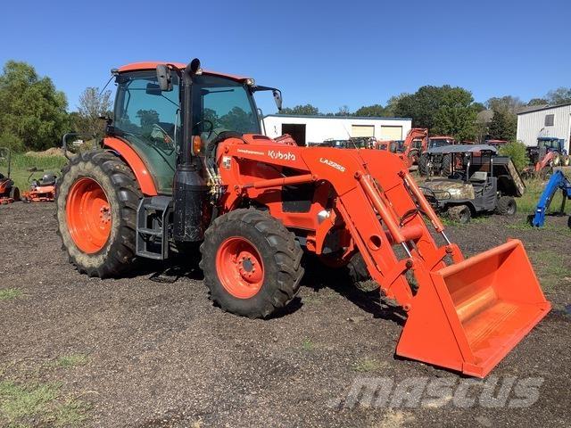 Kubota M6-141 Tractores compactos