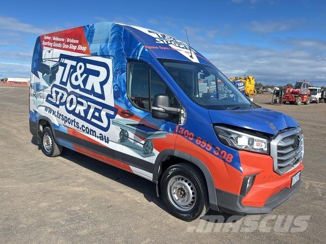 LDV Deliver 9 Carrinhas de caixa fechada