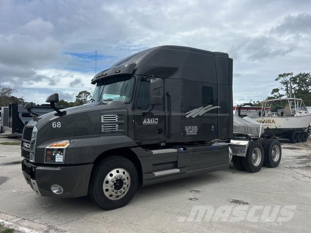 Mack AN64T Cavalos Mecânicos