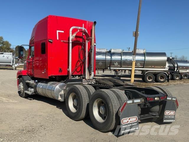 Mack AN64T Cavalos Mecânicos