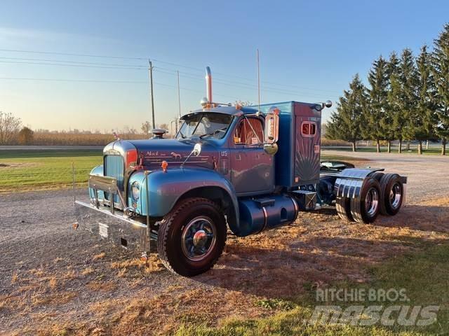 Mack B-61 Cavalos Mecânicos
