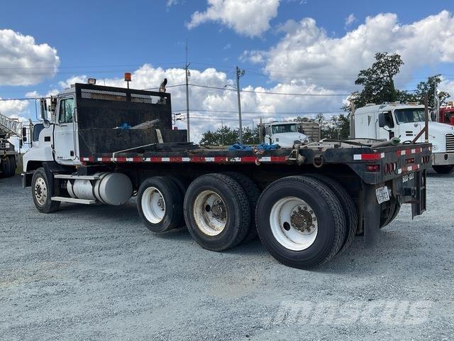 Mack CH 613 Camiões estrado/caixa aberta