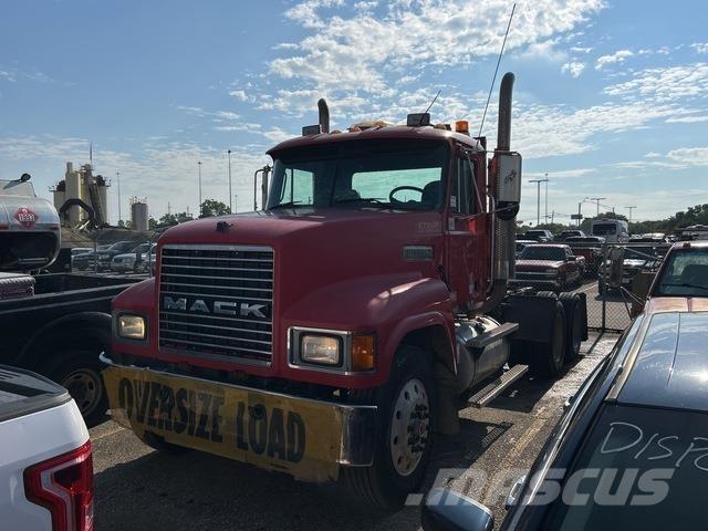 Mack CH613 Cavalos Mecânicos