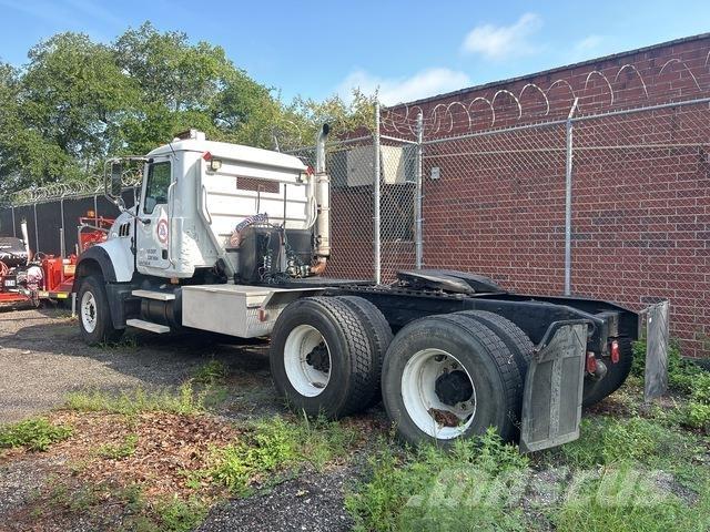 Mack CTP713 Cavalos Mecânicos