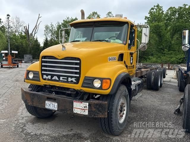 Mack CV713 Cabines e interior