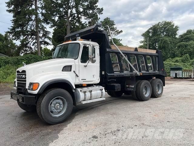 Mack CV713 Camiões basculantes