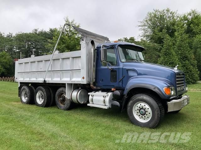 Mack CV713 Camiões basculantes