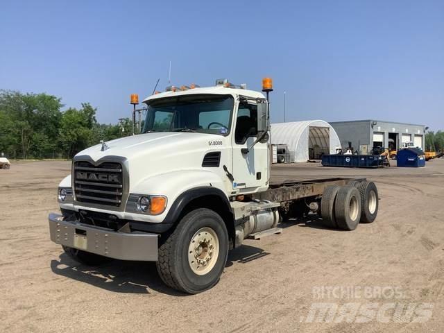 Mack CV713 Cabines e interior
