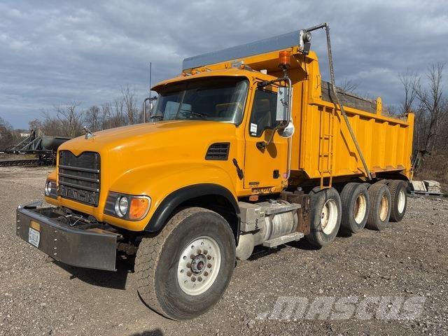Mack CV713 Camiões basculantes