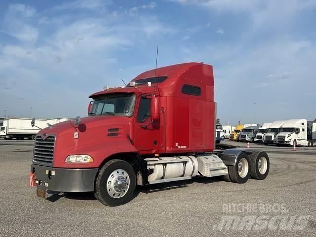 Mack CX613 Cavalos Mecânicos