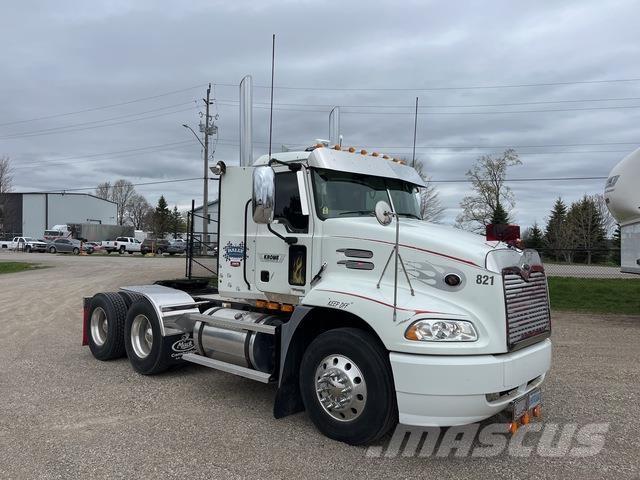 Mack CXN613 Cavalos Mecânicos