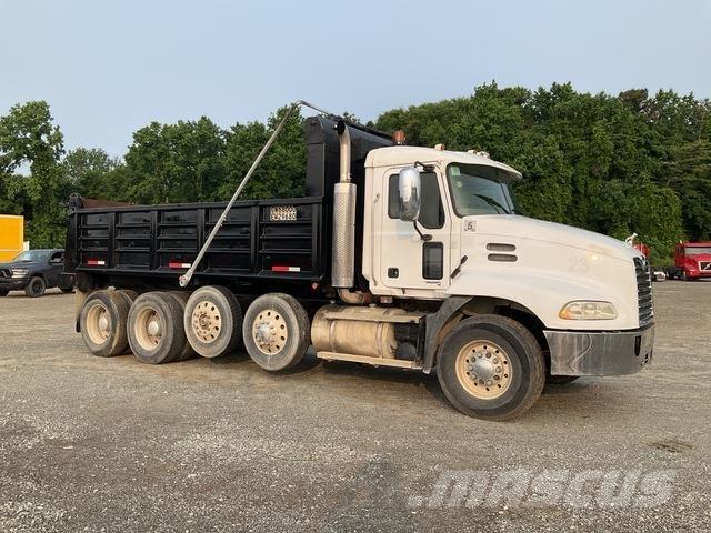 Mack CXN613 Camiões basculantes