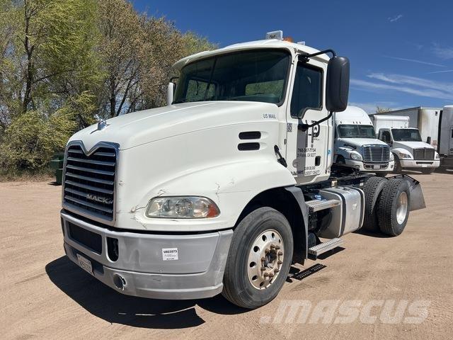 Mack CXU612 Cavalos Mecânicos