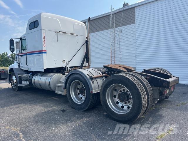 Mack CXU613 Cavalos Mecânicos