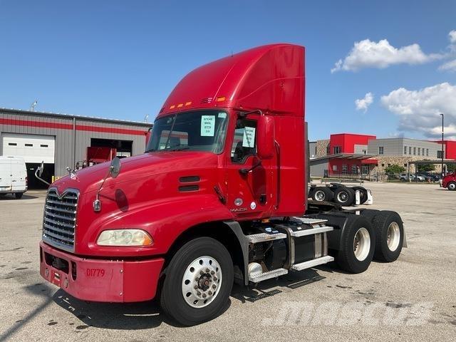 Mack CXU613 Cavalos Mecânicos