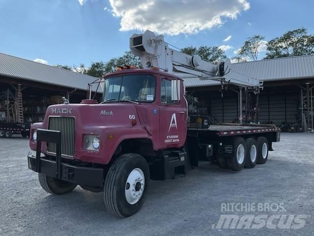 Mack DM686S Outros Camiões