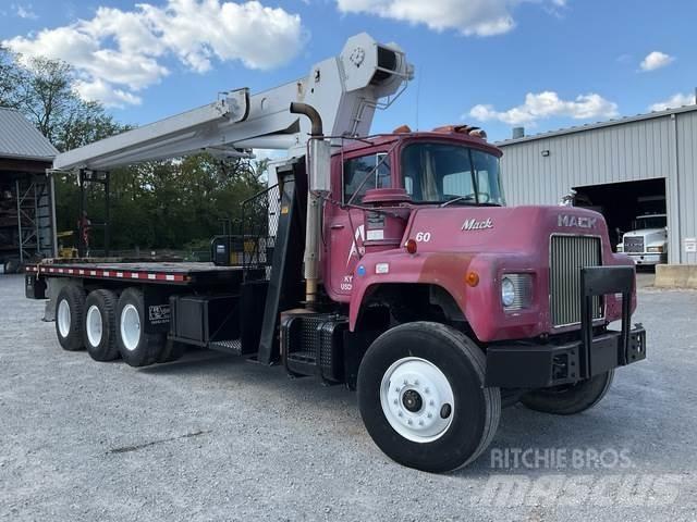 Mack DM686S Outros Camiões