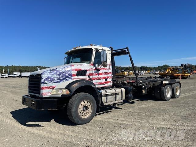 Mack GU533 Camiões Ampliroll
