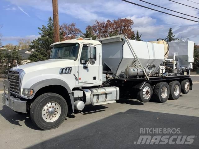 Mack GU713 Caminhões de betonagem