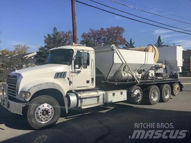 Mack GU713 Caminhões de betonagem