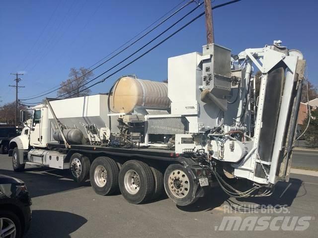 Mack GU713 Caminhões de betonagem