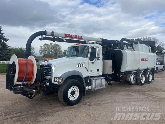 Mack GU713 Escavadeiras de esteiras