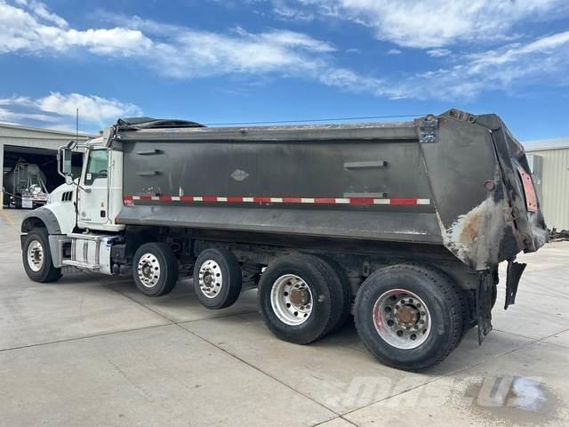 Mack GU713 Camiões basculantes