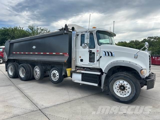 Mack GU713 Camiões basculantes