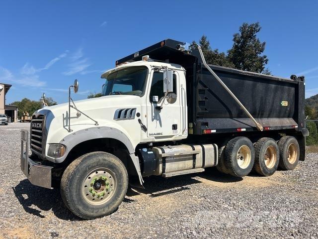 Mack GU713 Camiões basculantes