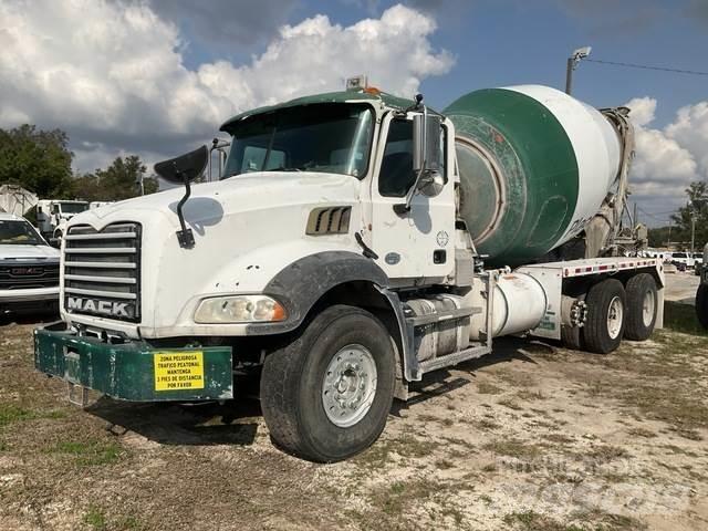 Mack GU813 Outros Camiões