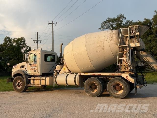 Mack GU813 Outros Camiões