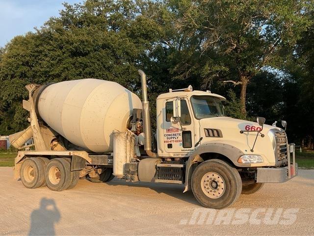 Mack GU813 Outros Camiões