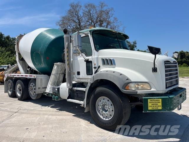 Mack GU813 Outros Camiões