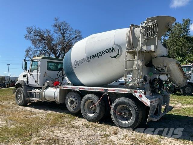 Mack GU813 Outros Camiões