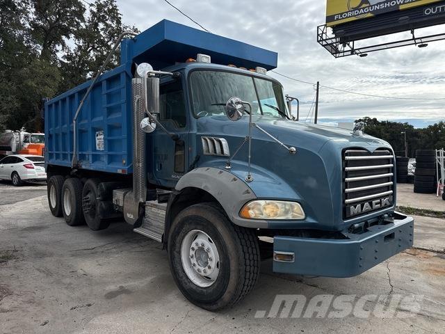 Mack GU813 Camiões basculantes