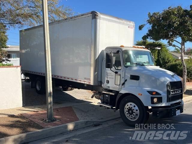 Mack MD Caminhões de caixa fechada