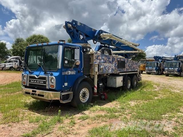 Mack MRU613 Bombas de betonagem