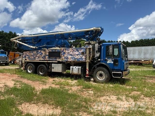 Mack MRU613 Bombas de betonagem