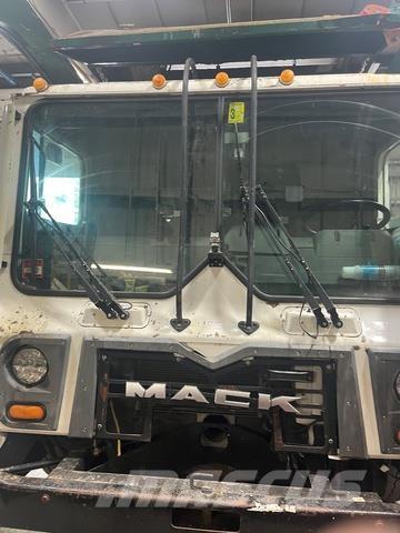 Mack MRU613 Camiões de lixo