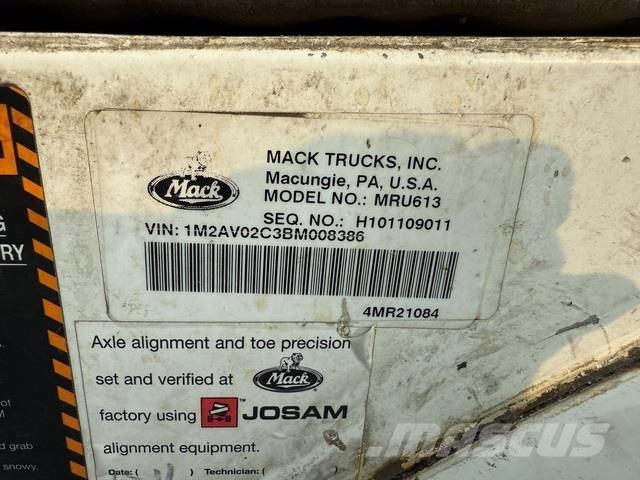 Mack MRU613 Camiões de lixo