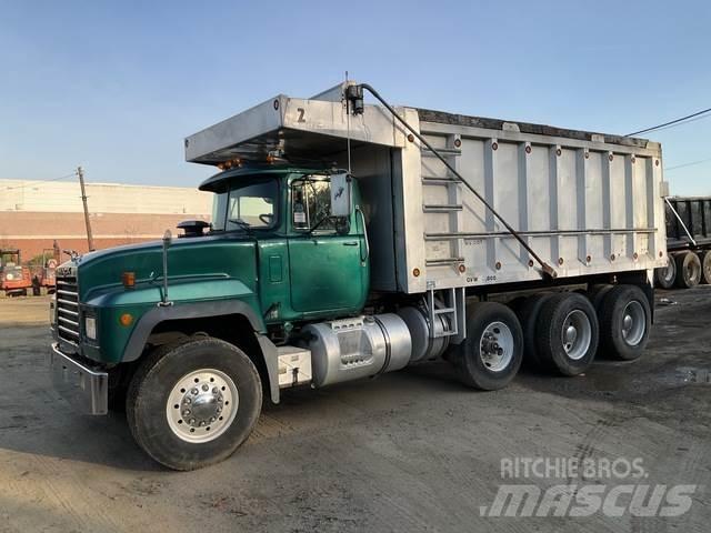 Mack RD688S Camiões basculantes