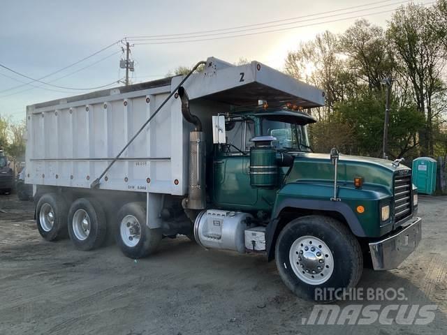 Mack RD688S Camiões basculantes