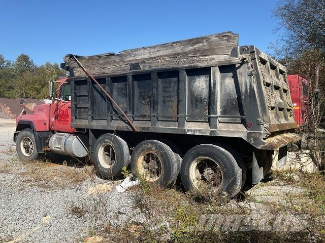 Mack RD688S Camiões basculantes