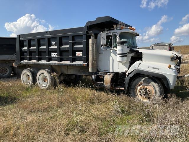 Mack RD690 Camiões basculantes