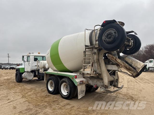 Mack RD690S Outros Camiões