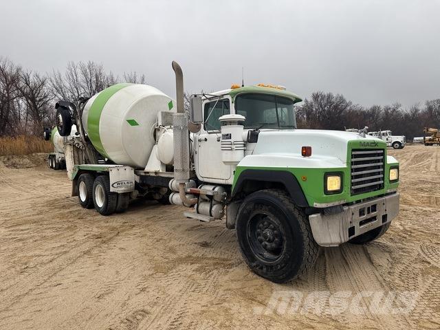 Mack RD690S Outros Camiões