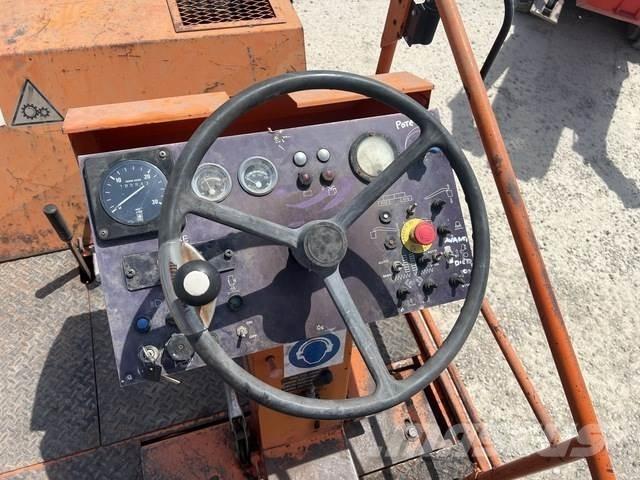 Marini P176 Espalhadoras de asfalto